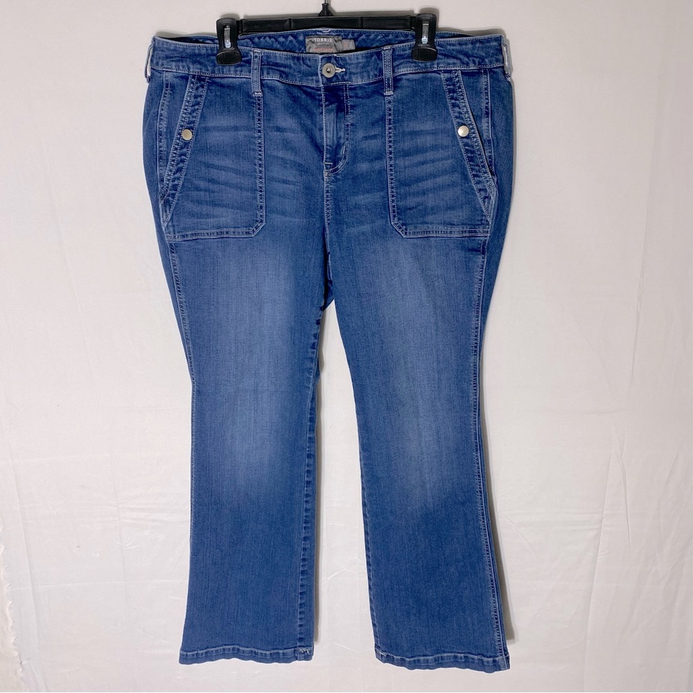 Torrid Feel The Fit Mid Rose Slim Boot Cut Jeans 18S